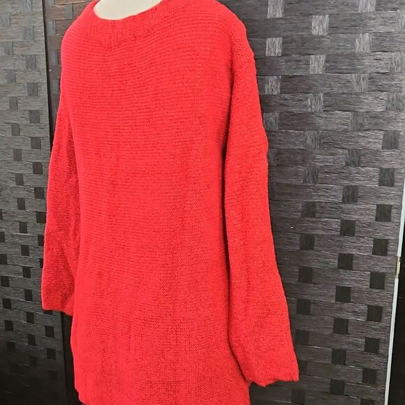 NWT Liz Claiborne Cabaret Red Crew Tunic Oversized Sweater Size Small - Picture 8 of 13